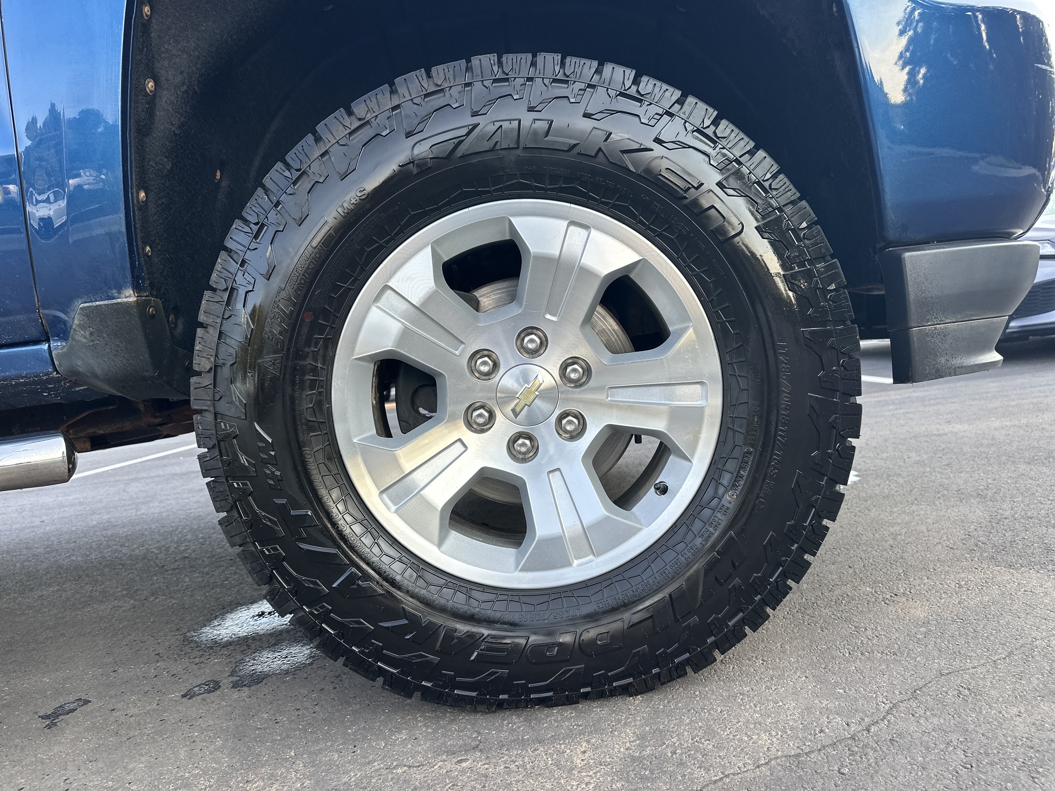 Used 2017 Chevrolet Silverado 1500 LT w/ All Star Edition AWD/4WD image 13