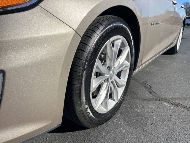 Used 2025 Chevrolet Malibu LT image 10