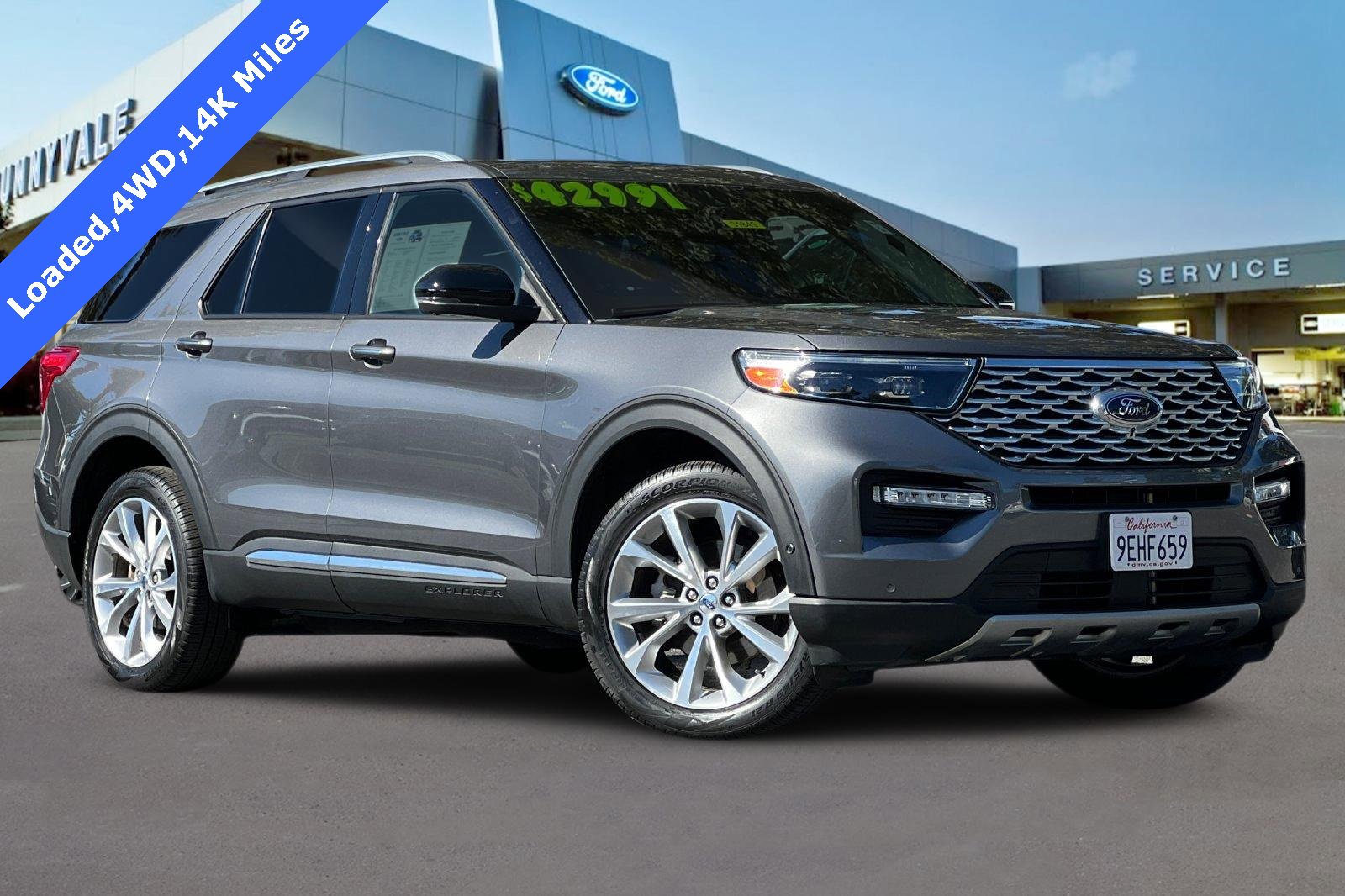 Used 2022 Ford Explorer Platinum w/ Equipment Group 601A image 2