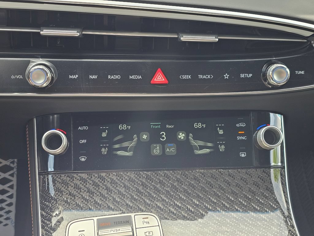 New 2026 Genesis GV70 3.5T Sport Prestige AWD/4WD image 16