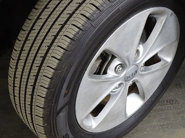 Used 2020 Kia Soul LX image 32