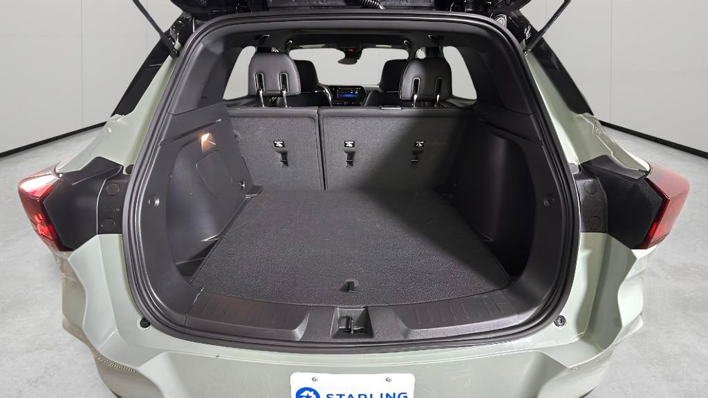 Certified 2024 Chevrolet TrailBlazer RS w/ Driver Confidence Package image 21