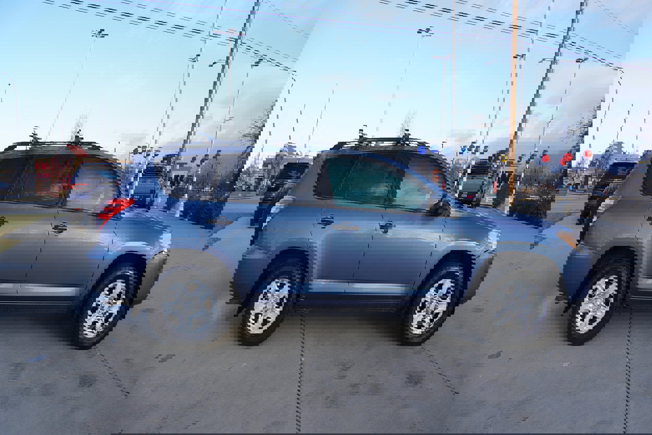 Used 2012 Toyota RAV4 4WD image 9