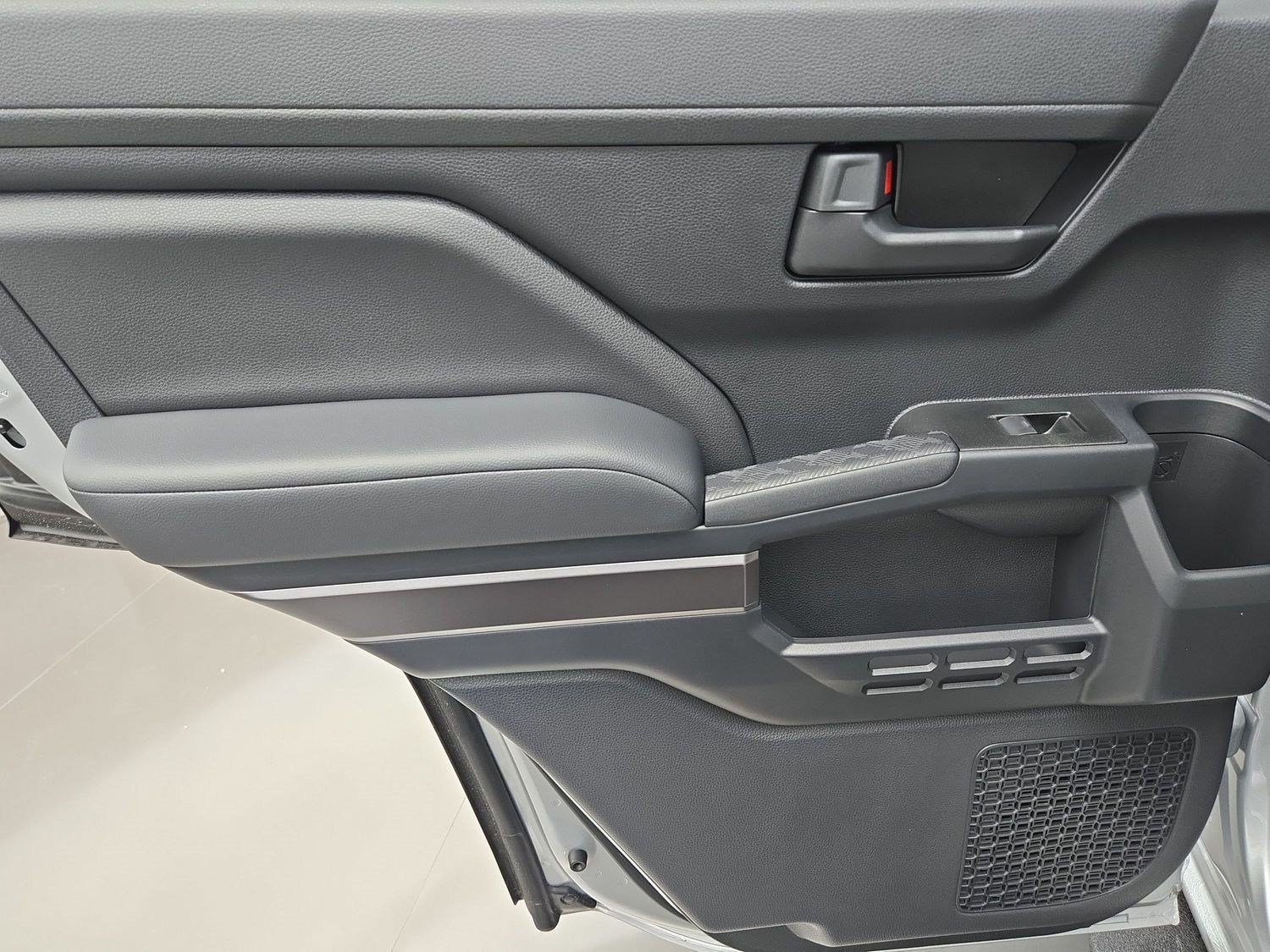 New 2026 Toyota 4Runner SR5 AWD/4WD image 19