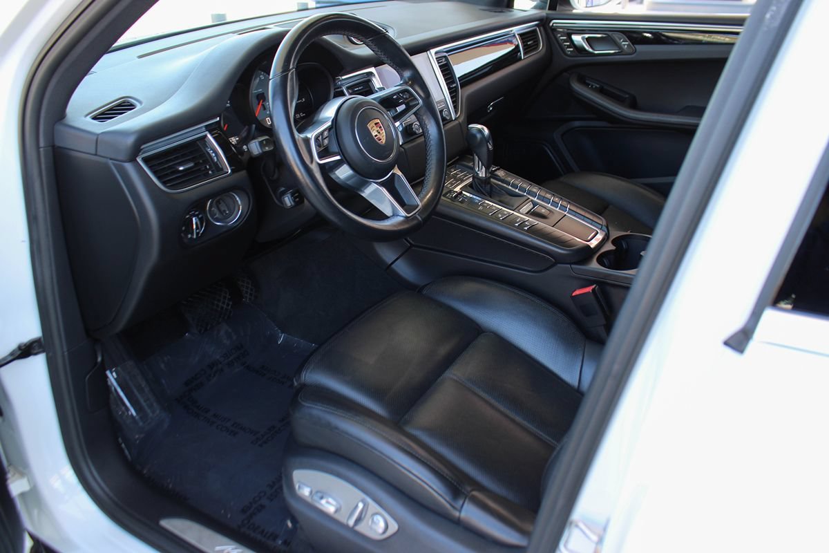 Used 2017 Porsche Macan S AWD/4WD image 13