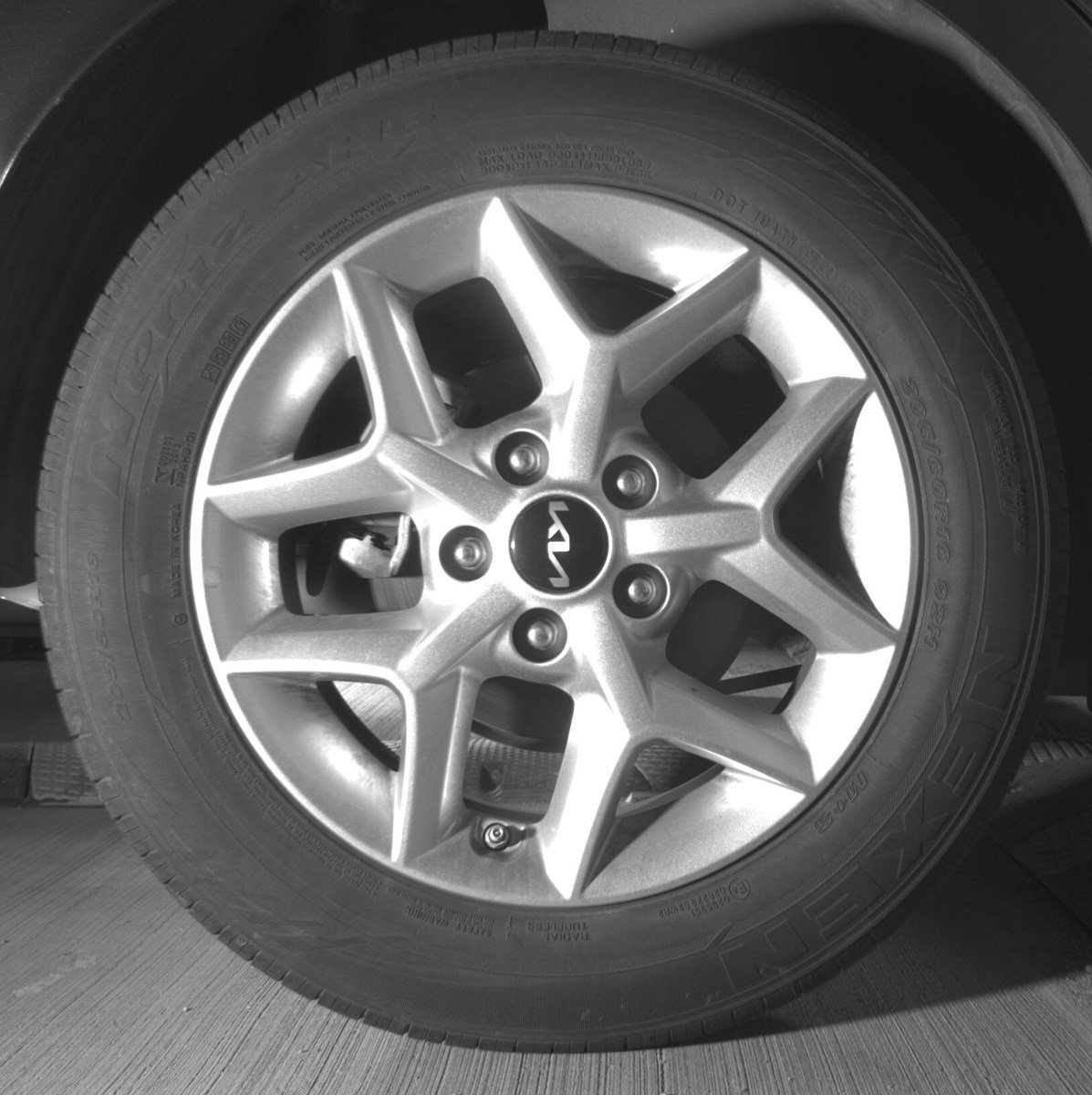 Used 2025 Kia Soul LX w/ LX Technology Package FWD image 19