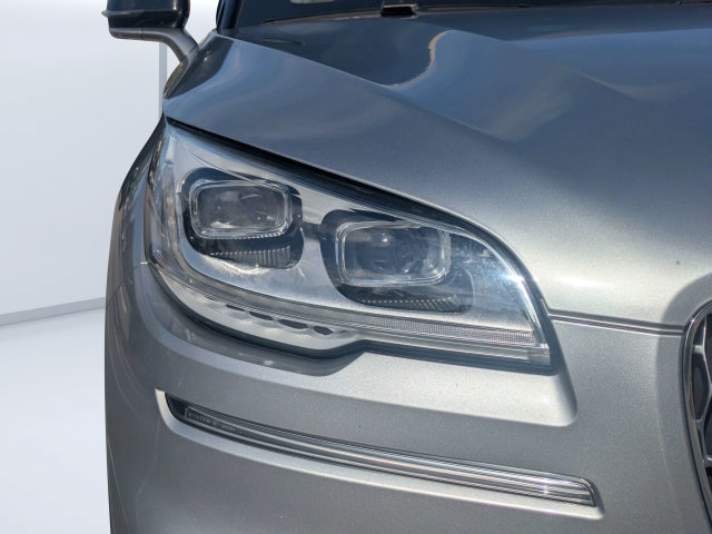 Used 2021 Lincoln Aviator Reserve w/ Equipment Group 202A AWD/4WD image 9
