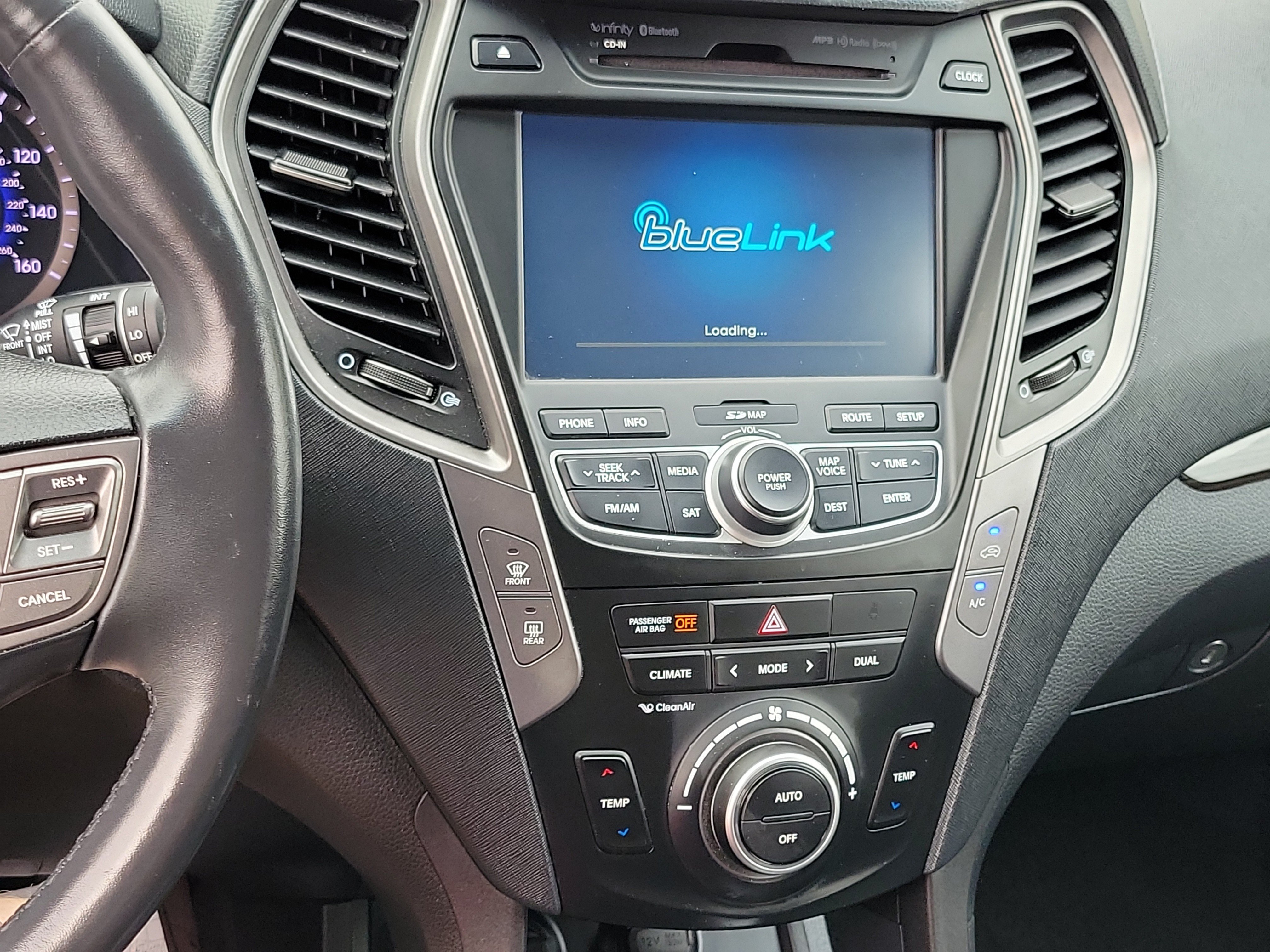 Used 2015 Hyundai Santa Fe Sport 2.0T w/ Option Group 05 FWD image 14