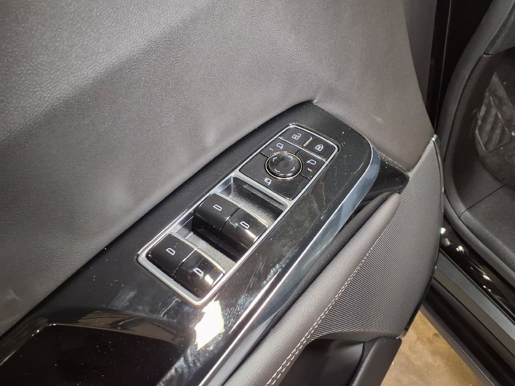 New 2026 Cadillac Escalade Sport AWD/4WD image 15