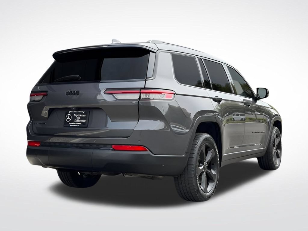 Used 2022 Jeep Grand Cherokee L Laredo AWD/4WD image 7