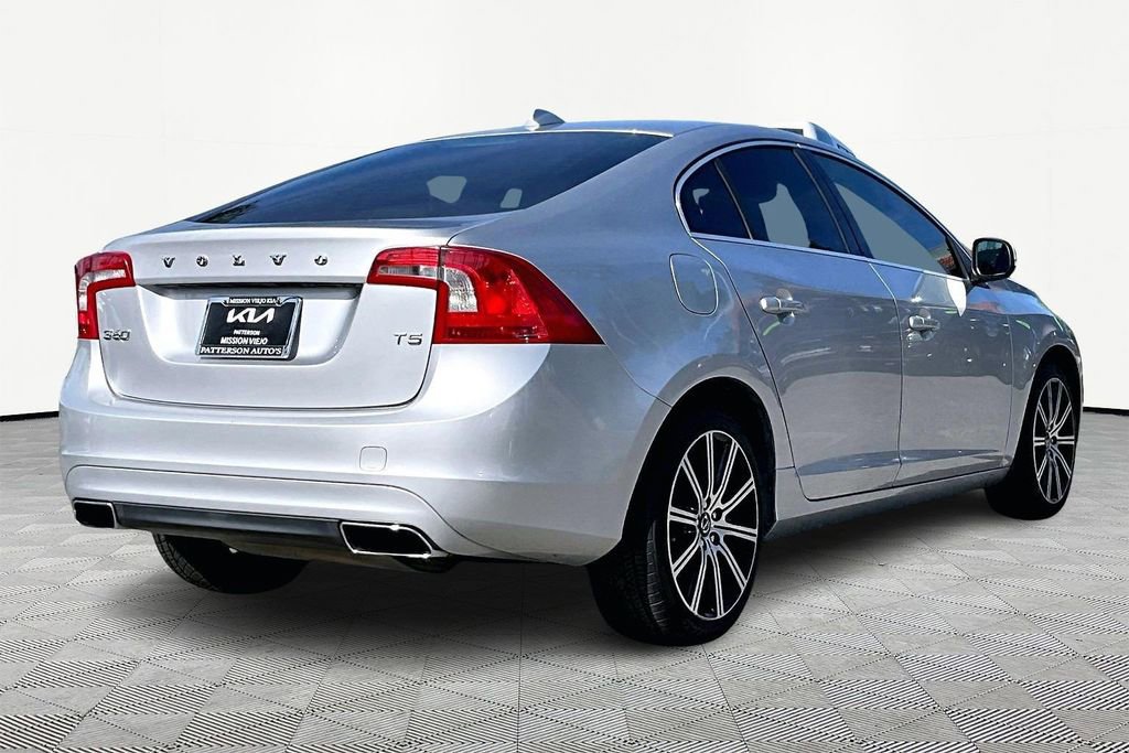 Used 2014 Volvo S60 T5 image 2