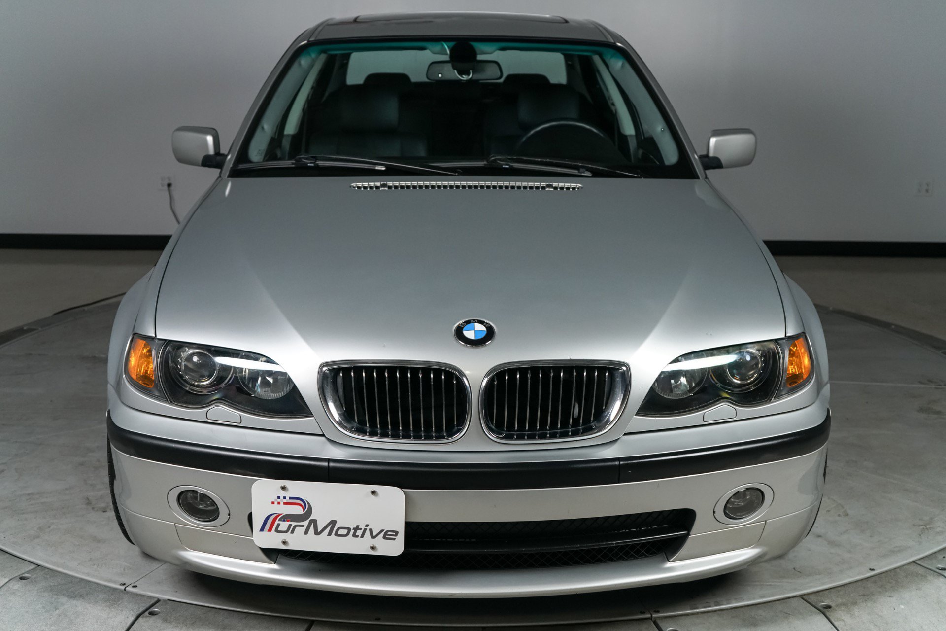 Used 2004 BMW 330i Sedan RWD image 16
