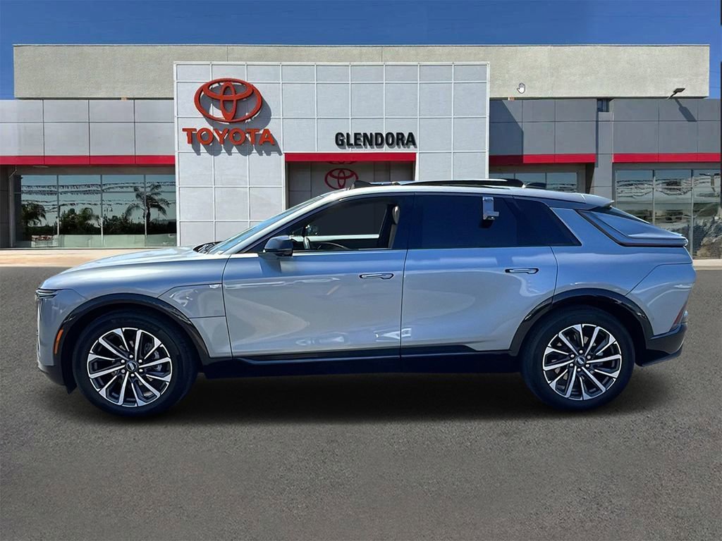 Used 2024 Cadillac Lyriq Sport w/ Nappa Leather Package AWD/4WD image 6