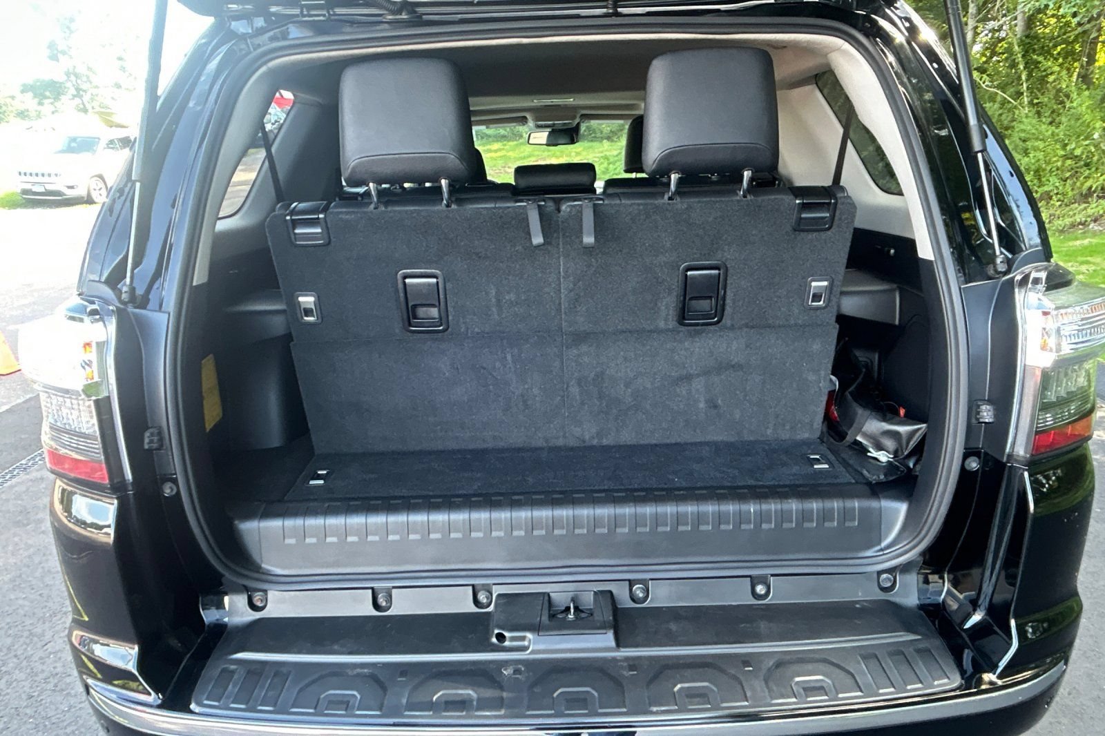 Used 2023 Toyota 4Runner Limited AWD/4WD image 16