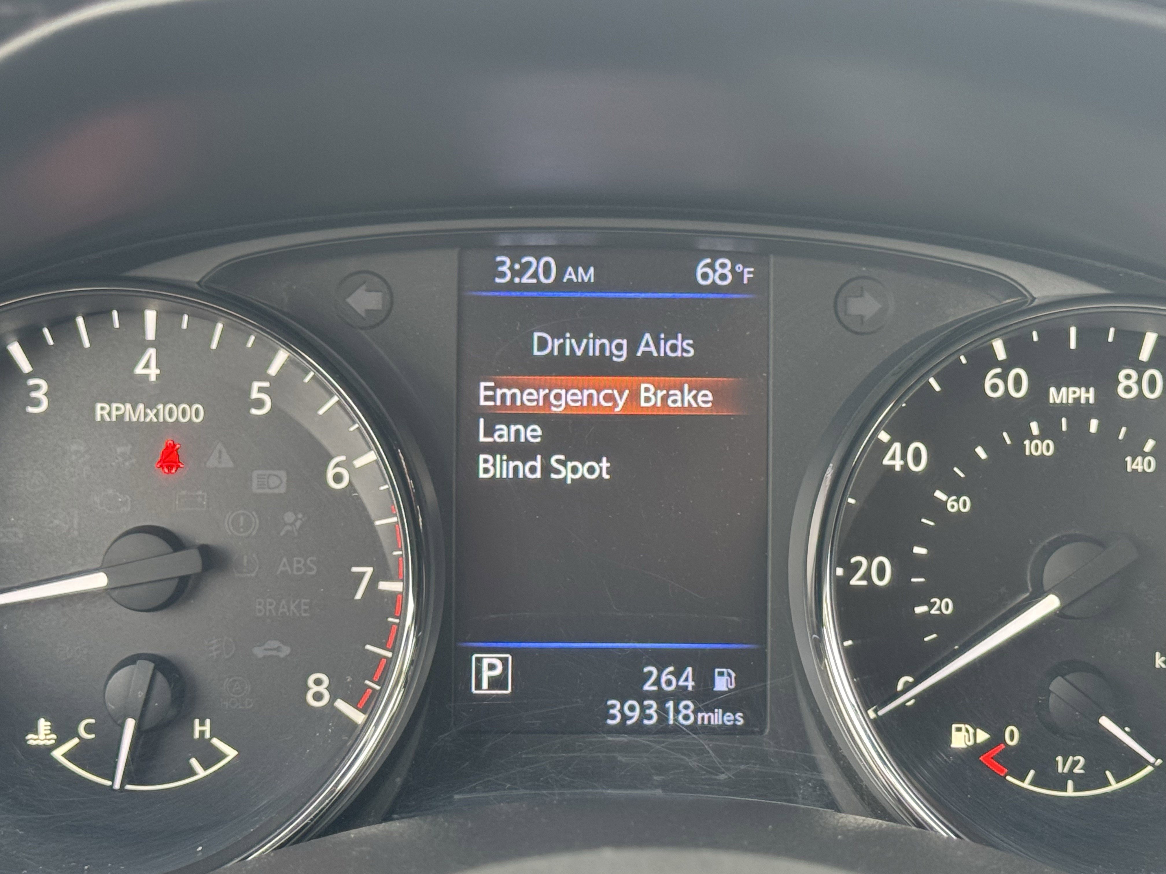 Used 2020 Nissan Rogue SV image 24