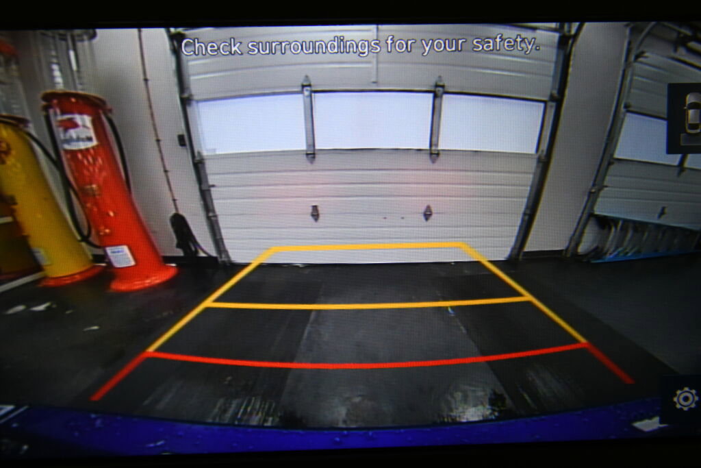 Used 2021 Hyundai Elantra SE image 18