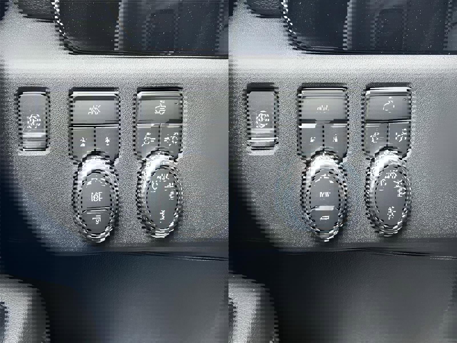 New 2025 GMC Sierra 1500 SLE w/ Preferred Package image 17