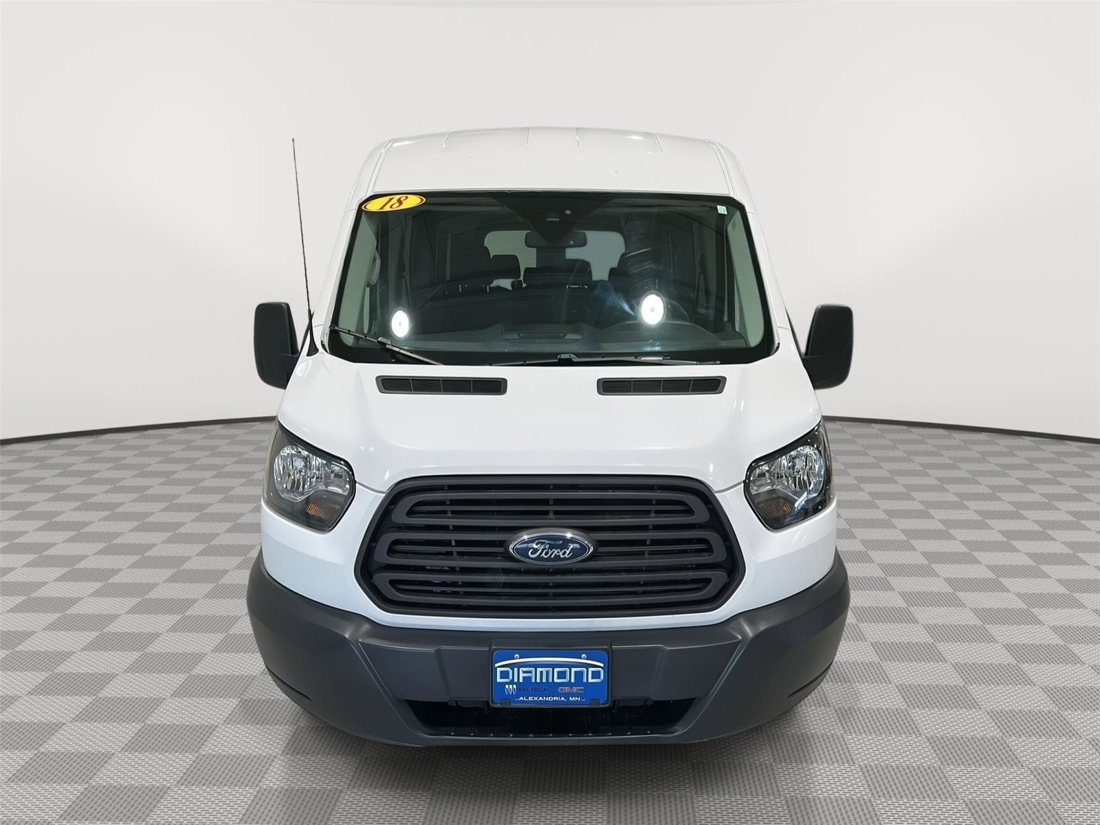 Used 2018 Ford Transit 350 XL image 8