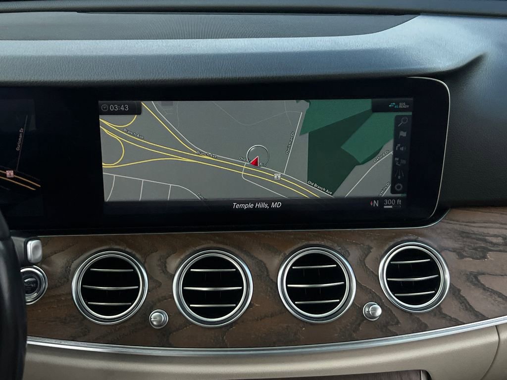 Used 2019 Mercedes-Benz E 300 image 25