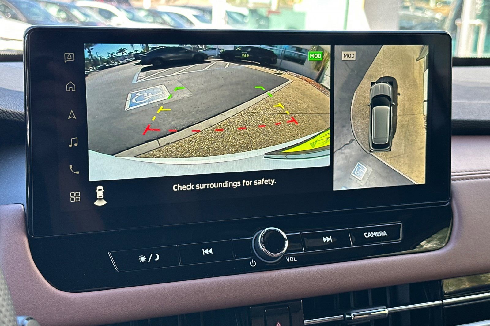 New 2025 Mitsubishi Outlander SEL image 18