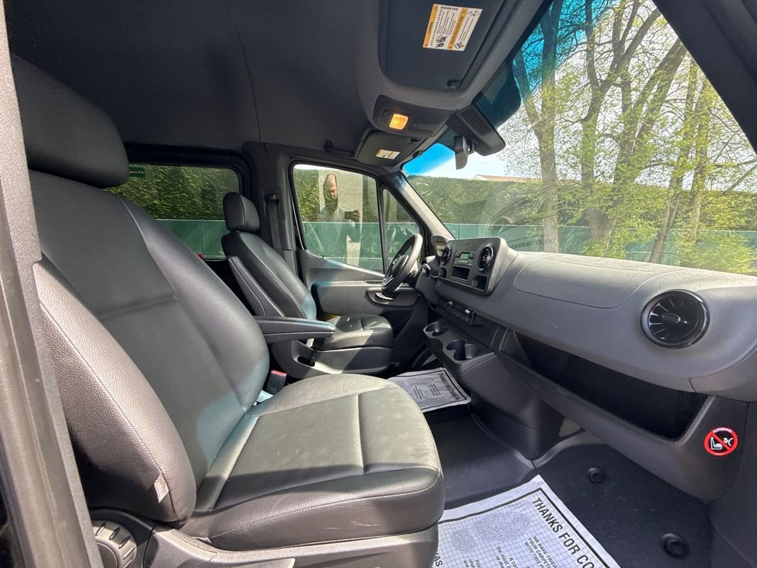 Used 2020 Mercedes-Benz Sprinter 2500 image 19
