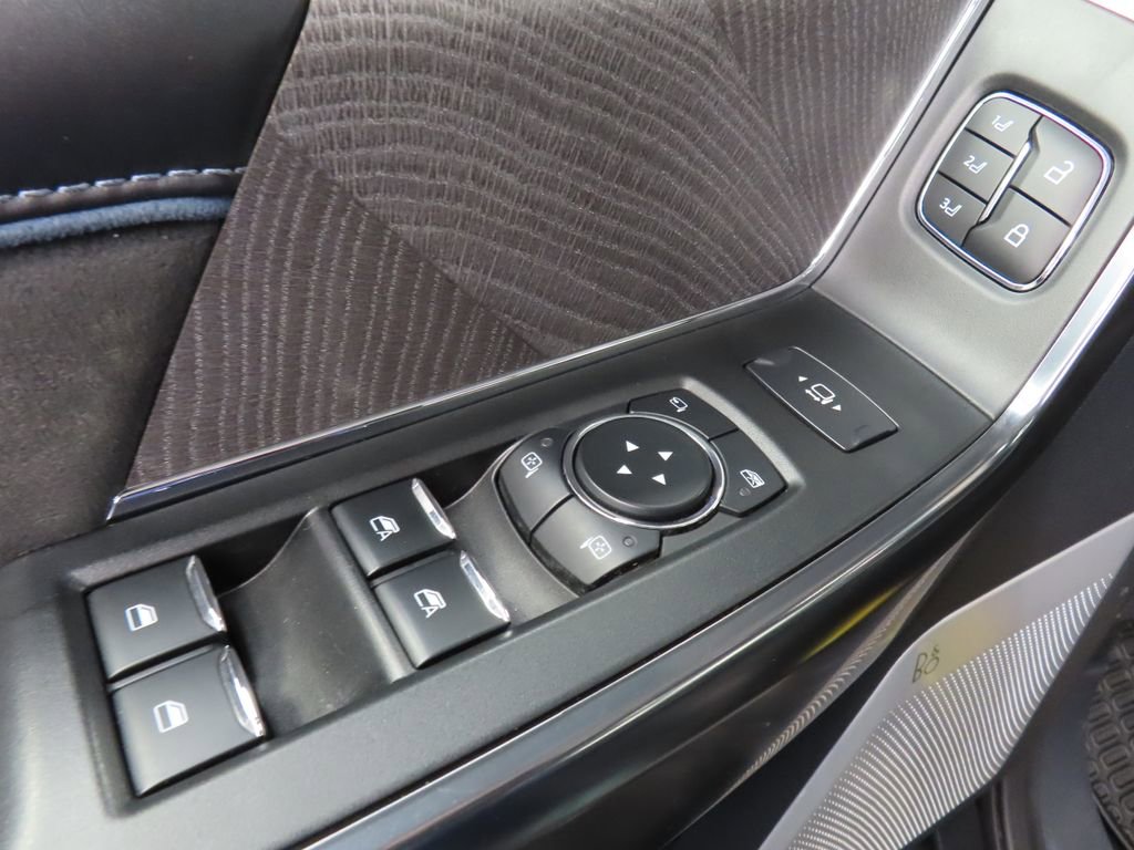 Used 2025 Ford F450 Platinum AWD/4WD image 76