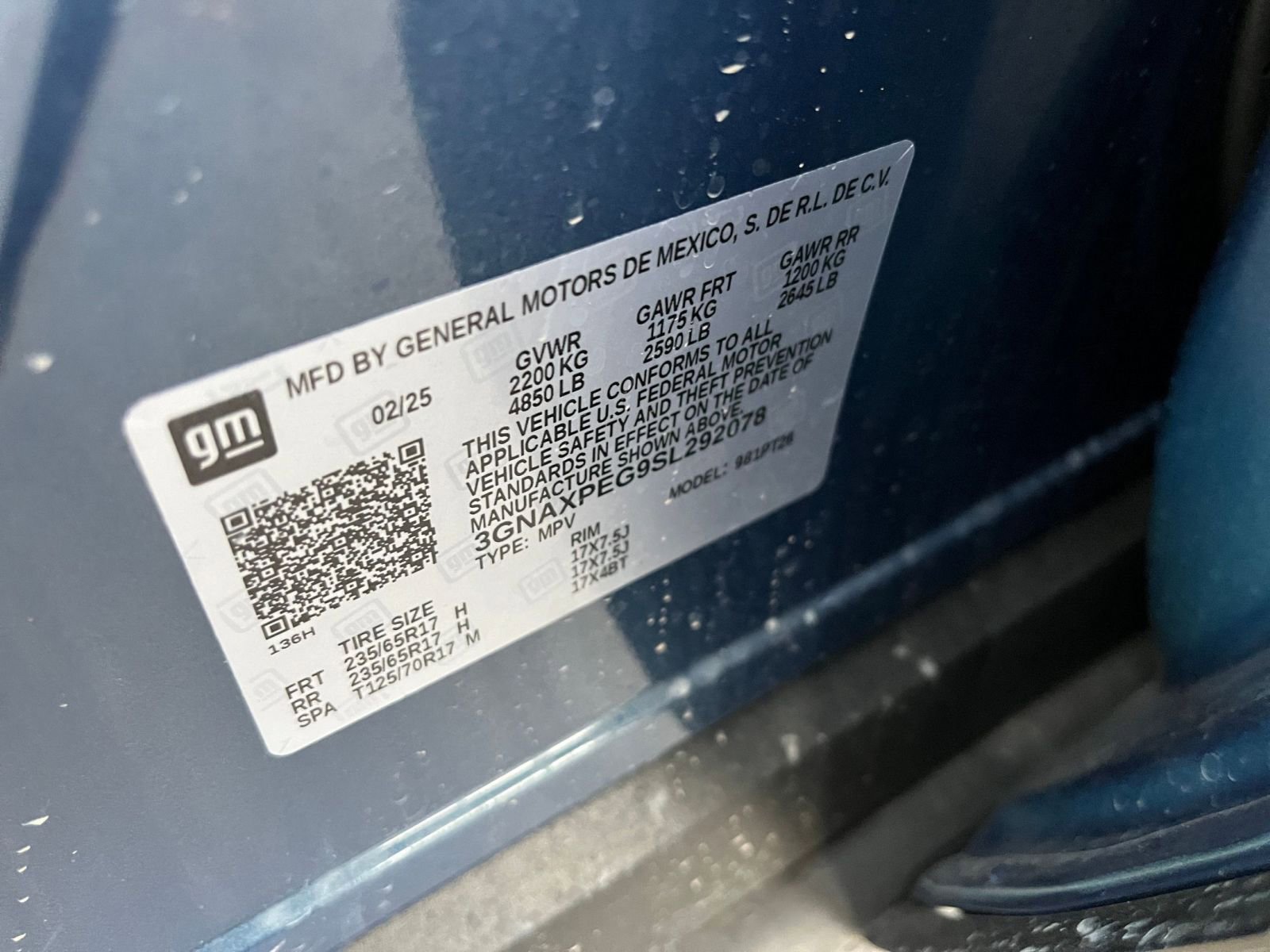 Used 2025 Chevrolet Equinox LT image 28