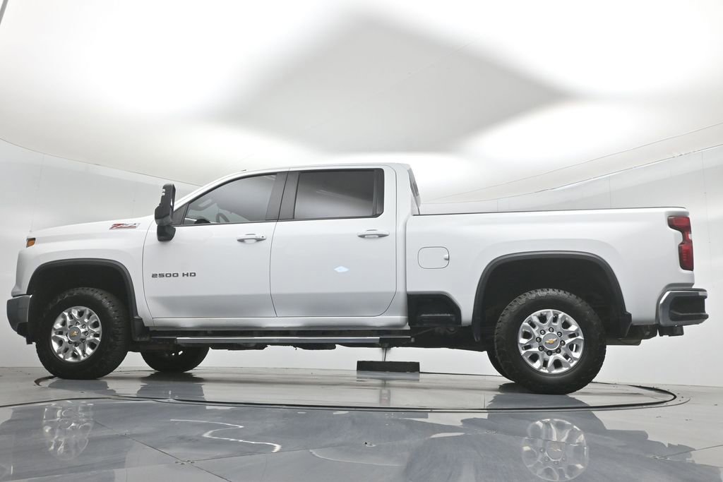 Used 2024 Chevrolet Silverado 2500 LT image 49