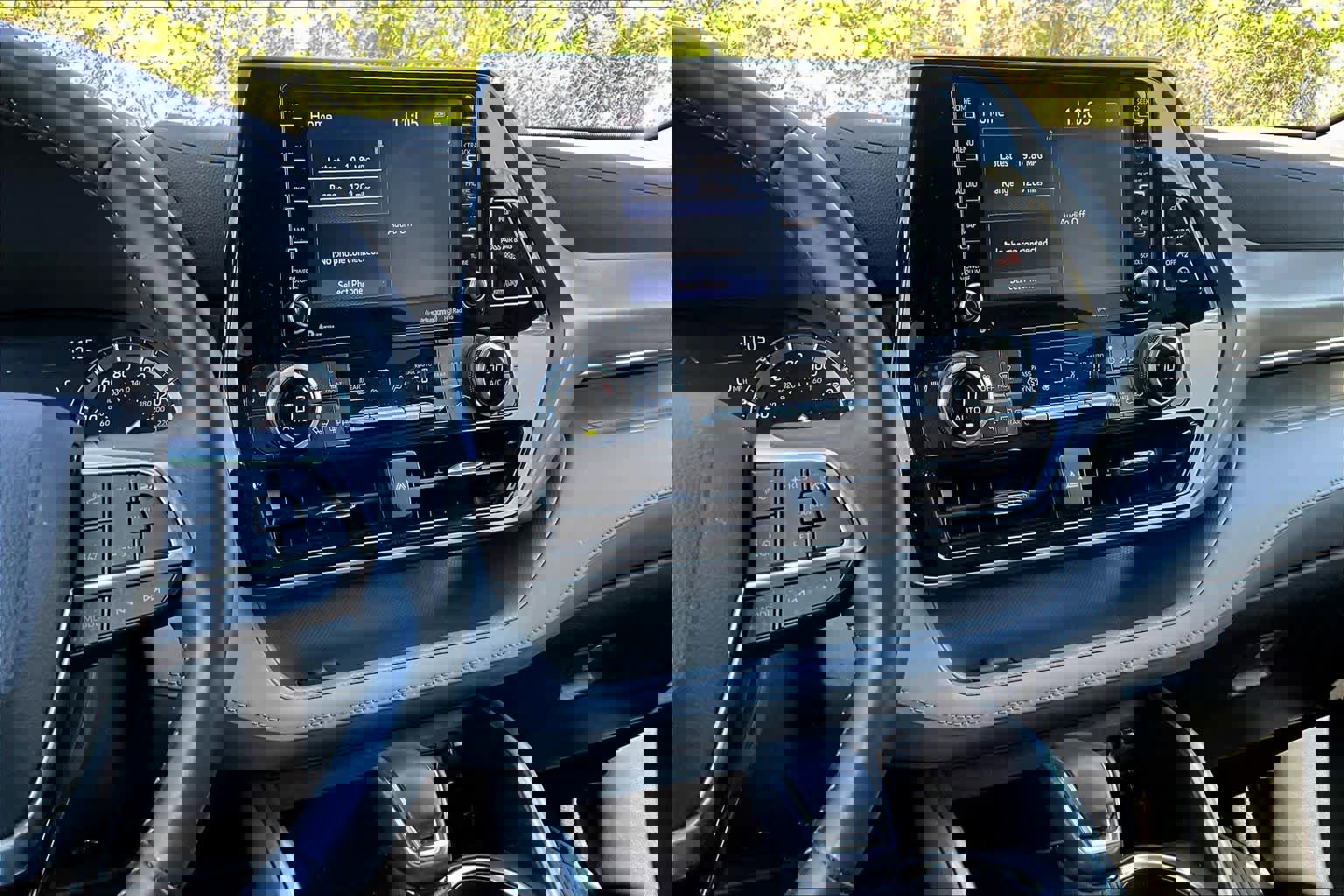 Used 2021 Toyota Highlander XLE image 7