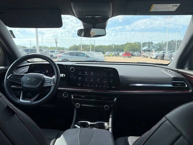 Used 2025 Chevrolet Traverse Z71 AWD/4WD image 22
