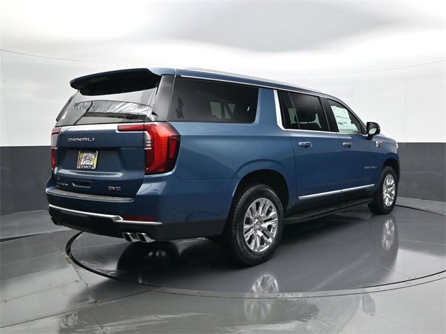 New 2026 GMC Yukon XL Denali image 5