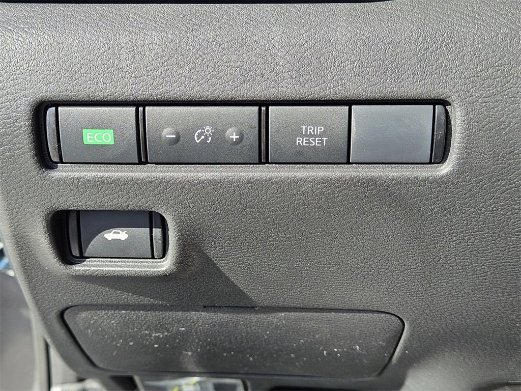 New 2025 Nissan Sentra SV w/ All-Weather Package image 28