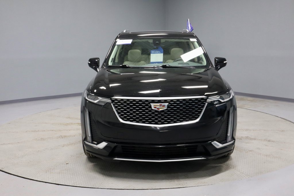 Used 2023 Cadillac XT6 Premium Luxury w/ Technology Package image 6
