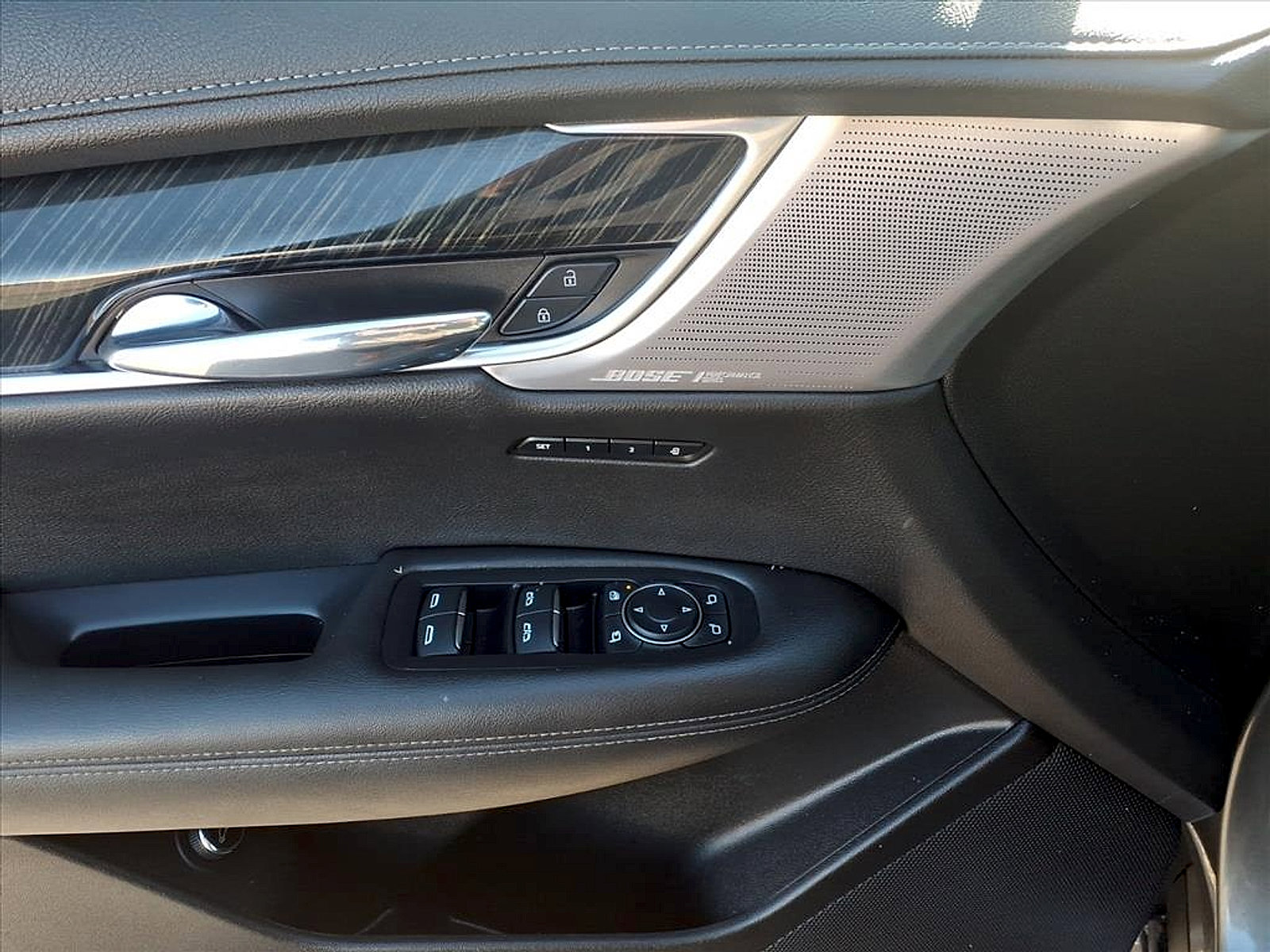 Certified 2021 Cadillac XT6 Premium Luxury image 10