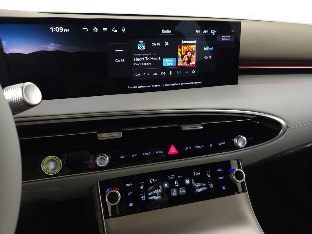 New 2026 Genesis GV70 2.5T Advanced AWD/4WD image 16