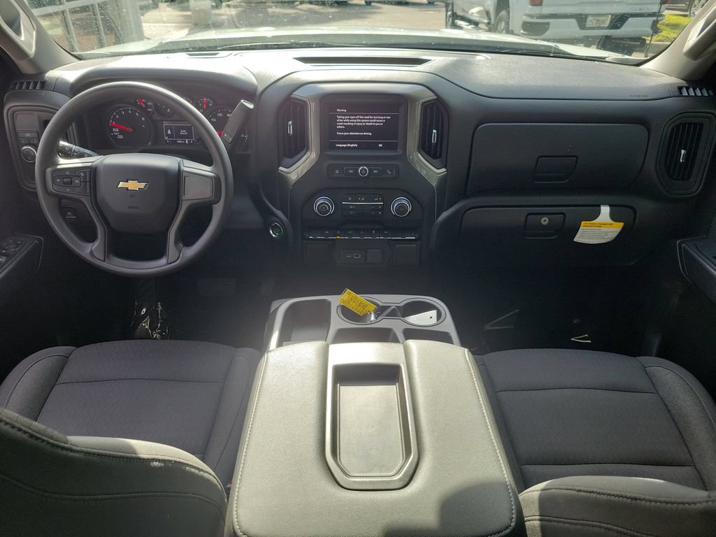 Certified 2025 Chevrolet Silverado 1500 Custom w/ Turbomax Blackout Package RWD image 17