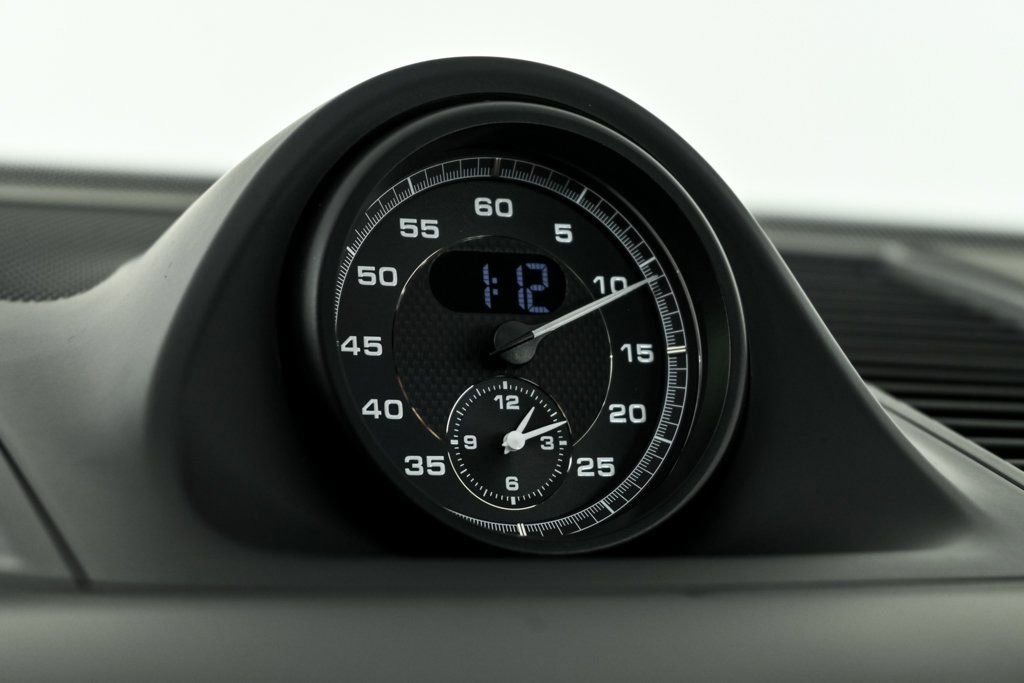 New 2026 Porsche Macan image 16