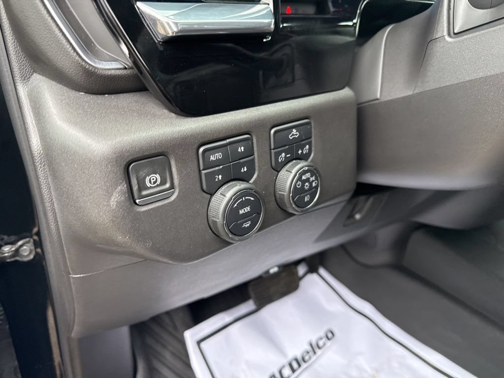 Used 2024 Chevrolet Silverado 1500 LT Trail Boss AWD/4WD image 23