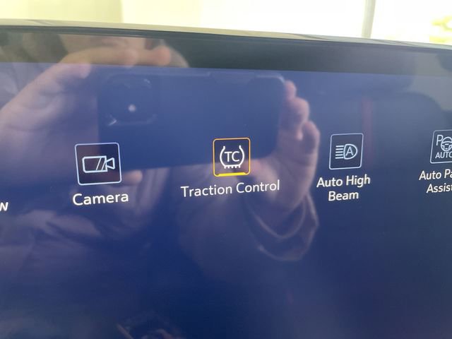 New 2026 Chevrolet Traverse RS image 37