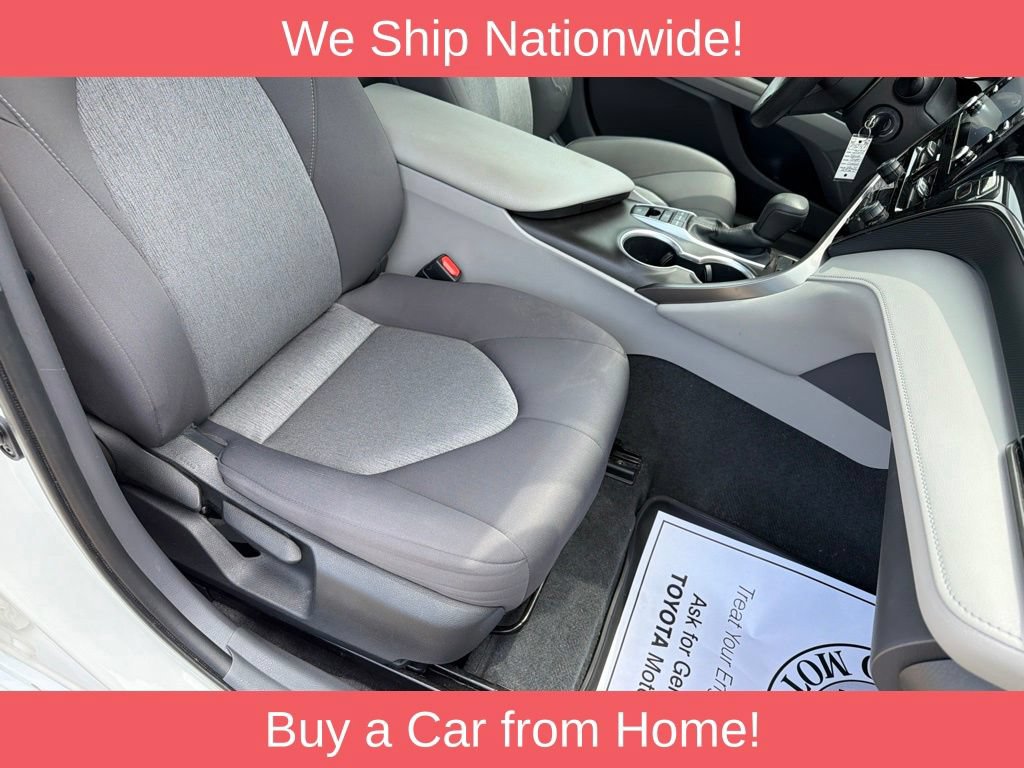 Used 2022 Toyota Camry LE AWD/4WD image 19