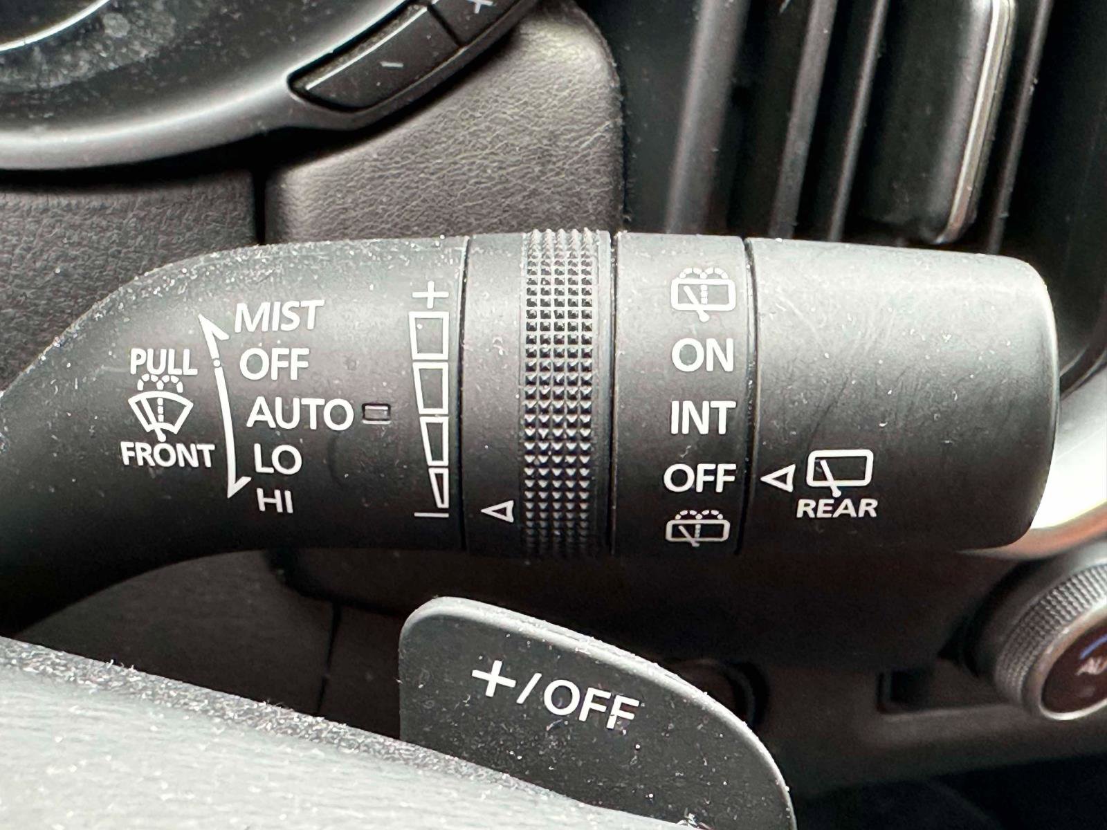 Used 2023 MAZDA CX-50 Meridian Edition image 23