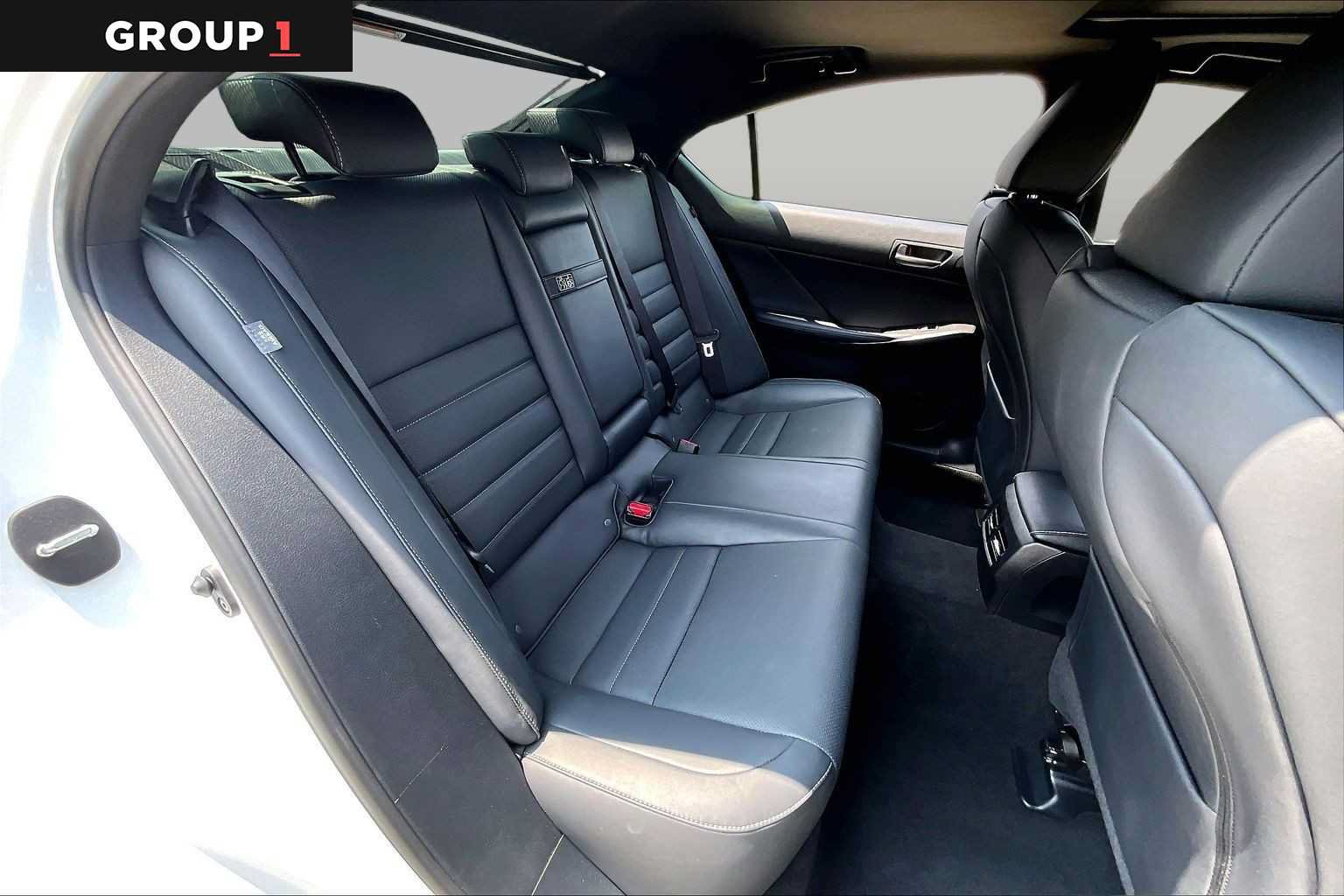 Used 2023 Lexus IS 350 F Sport RWD image 18
