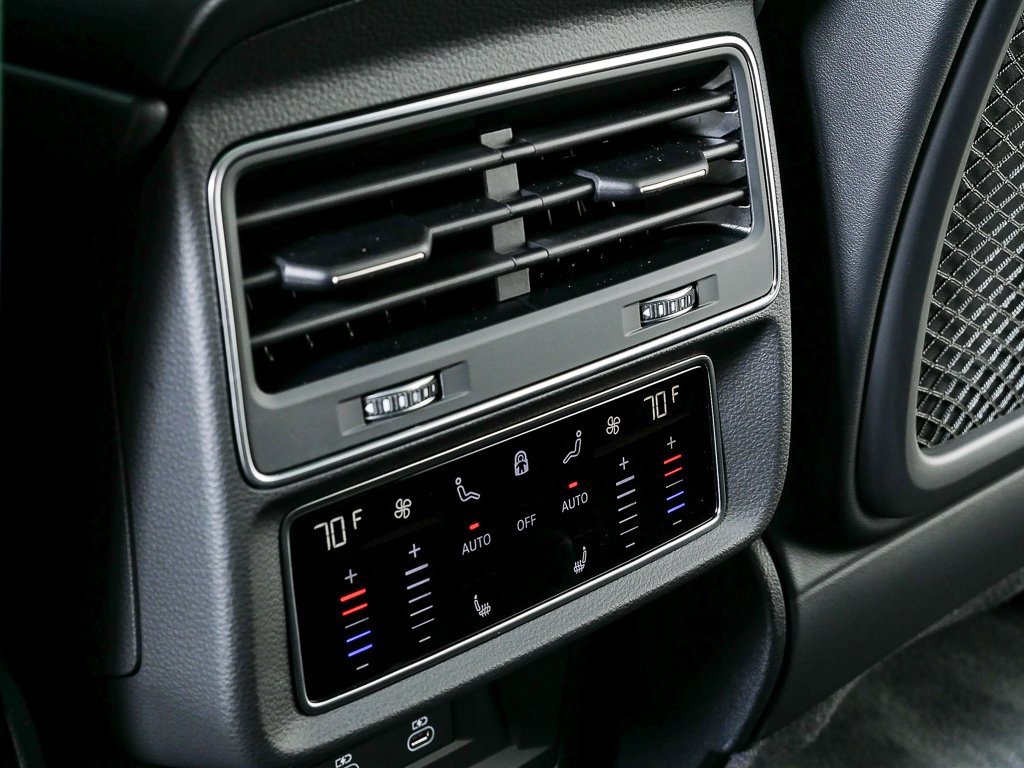 Used 2026 Audi SQ7 Prestige w/ S Sport Package image 21