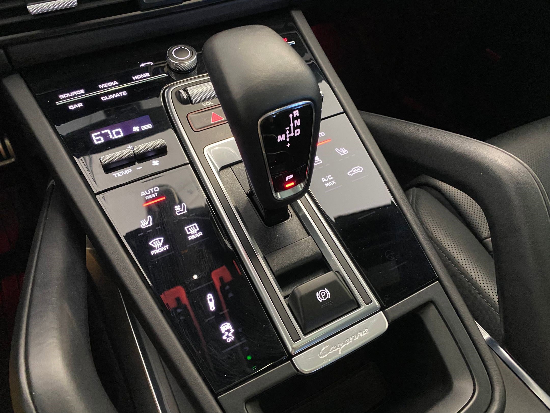 Certified 2023 Porsche Cayenne Turbo image 42