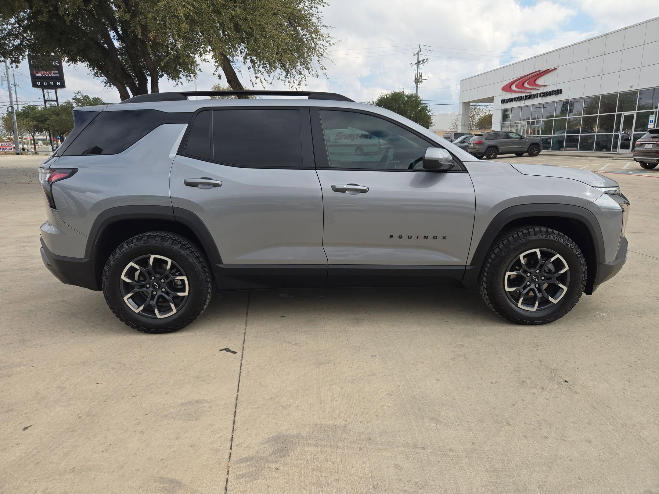 Certified 2026 Chevrolet Equinox ACTIV w/ Convenience Package III image 8