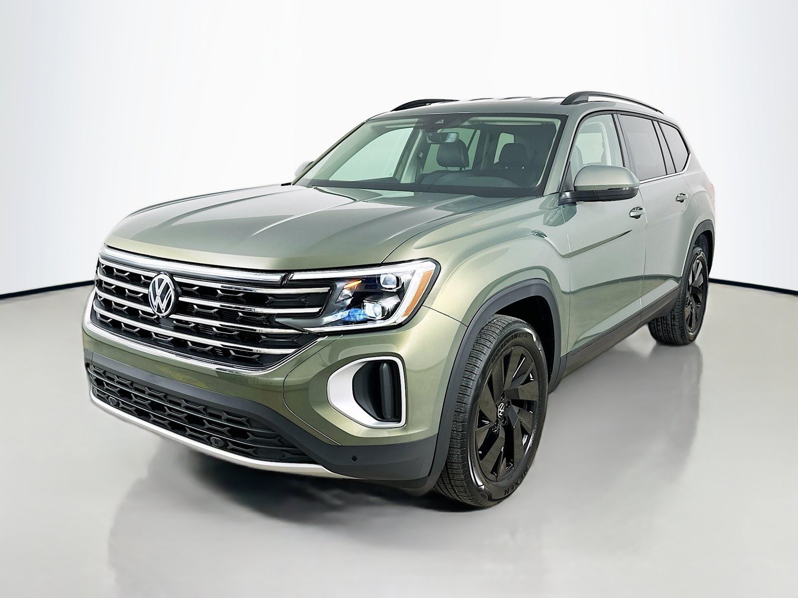 New 2026 Volkswagen Atlas SE AWD/4WD image 1