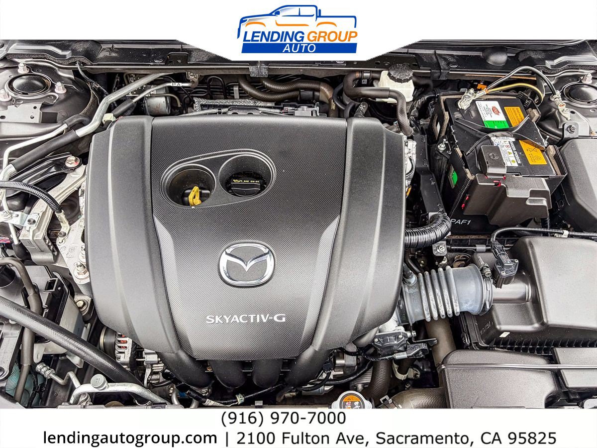 Used 2020 MAZDA MAZDA3 Hatchback w/ Preferred Package FWD image 26