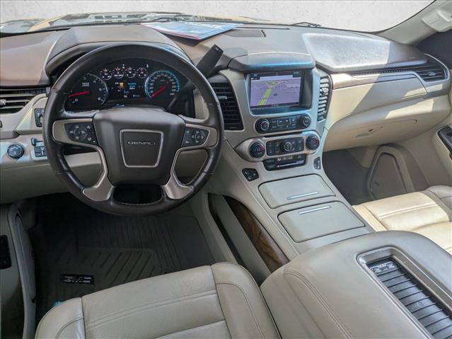Used 2020 GMC Yukon XL Denali w/ Open Road Package AWD/4WD image 16