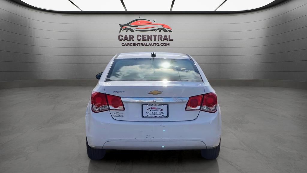 Used 2016 Chevrolet Cruze LS image 4