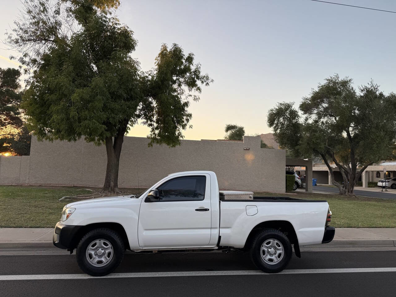 Used 2014 Toyota Tacoma 2WD Regular Cab image 18